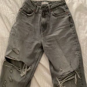 Warn few times ripped boyfriend jeans